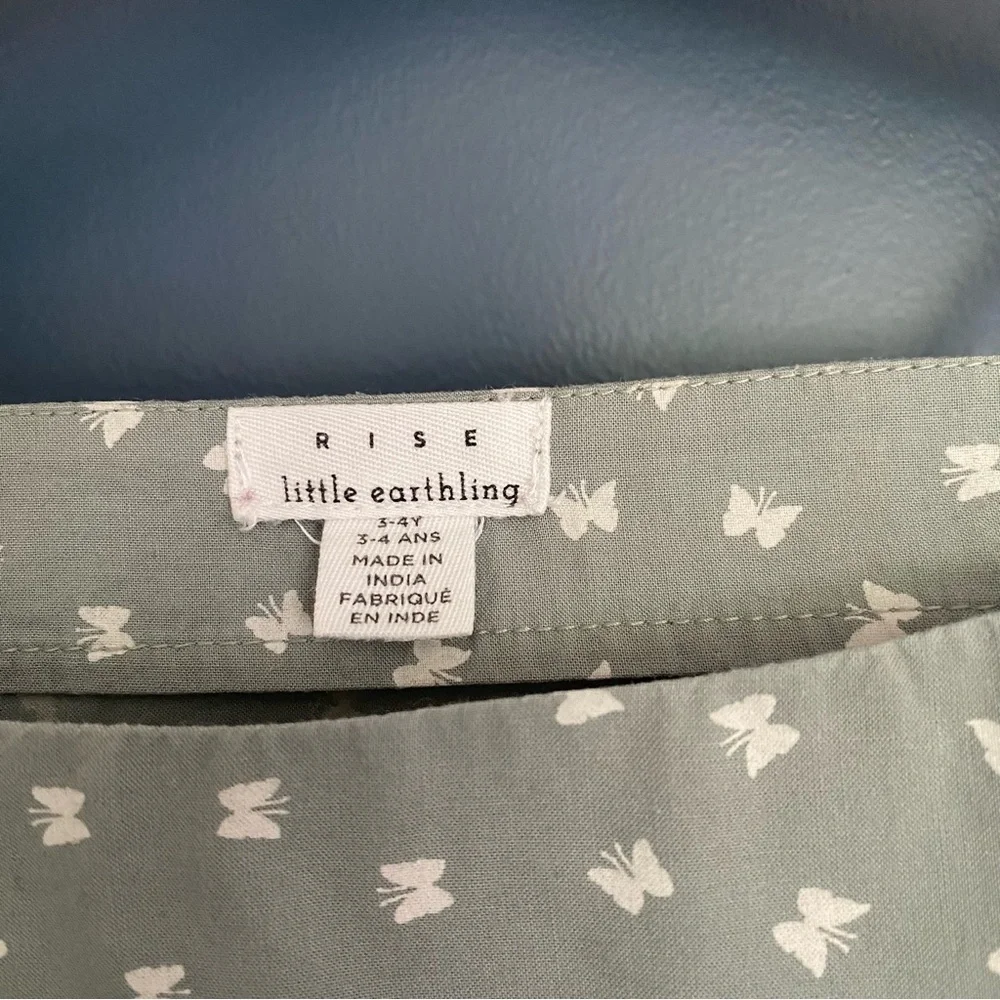 Little Earth Sage Green Butterfly Print Fabric size 3-4 kids - Picture 4 of 8